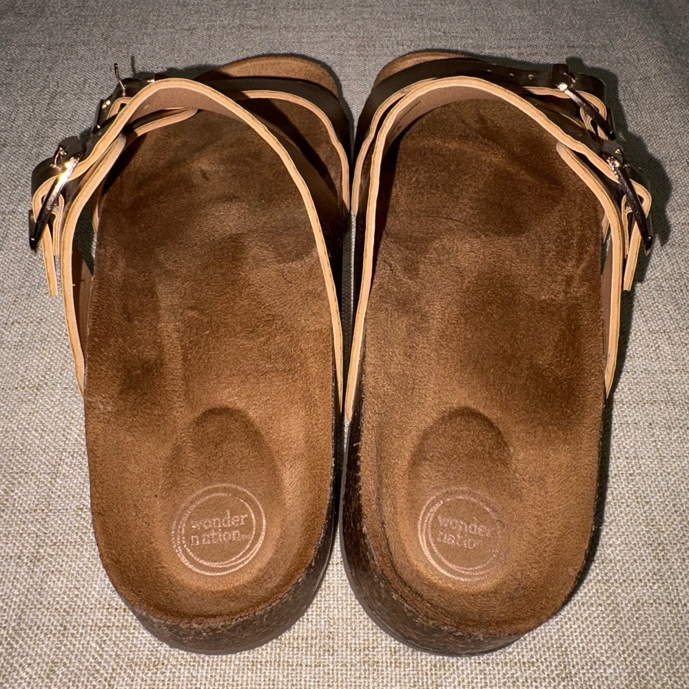 Wonder Nation Kids Metallic Bronze Sandals with Buckles Size 4 - Picture 3 of 6